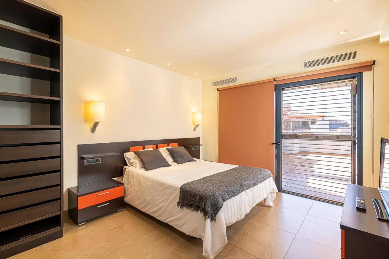 Luxury Holidays Suites, Playa De Los Cristianos Los Cristianos  Εξωτερικό φωτογραφία
