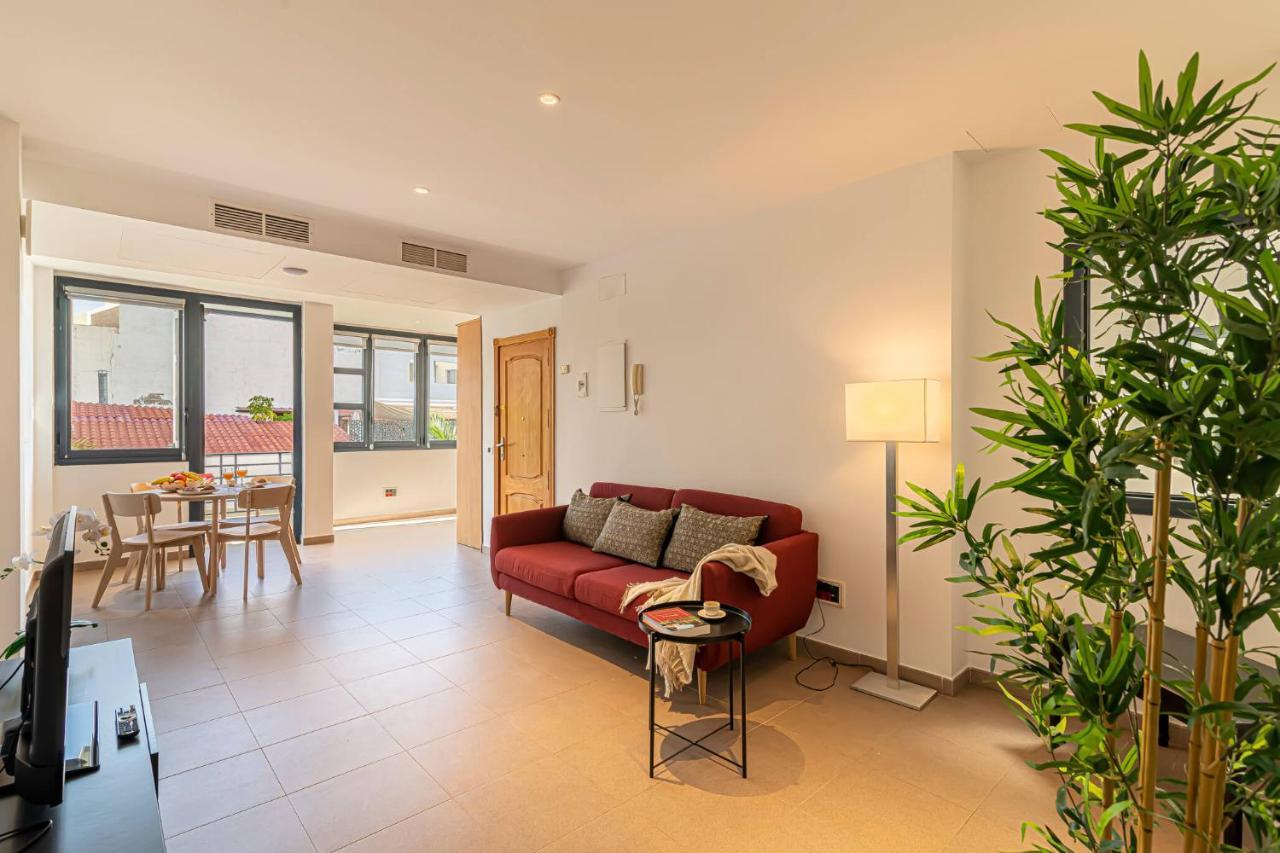 Luxury Holidays Suites, Playa De Los Cristianos Los Cristianos  Εξωτερικό φωτογραφία