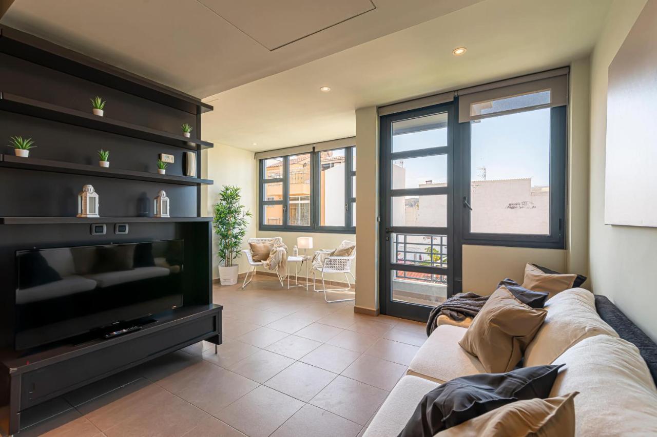 Luxury Holidays Suites, Playa De Los Cristianos Los Cristianos  Εξωτερικό φωτογραφία