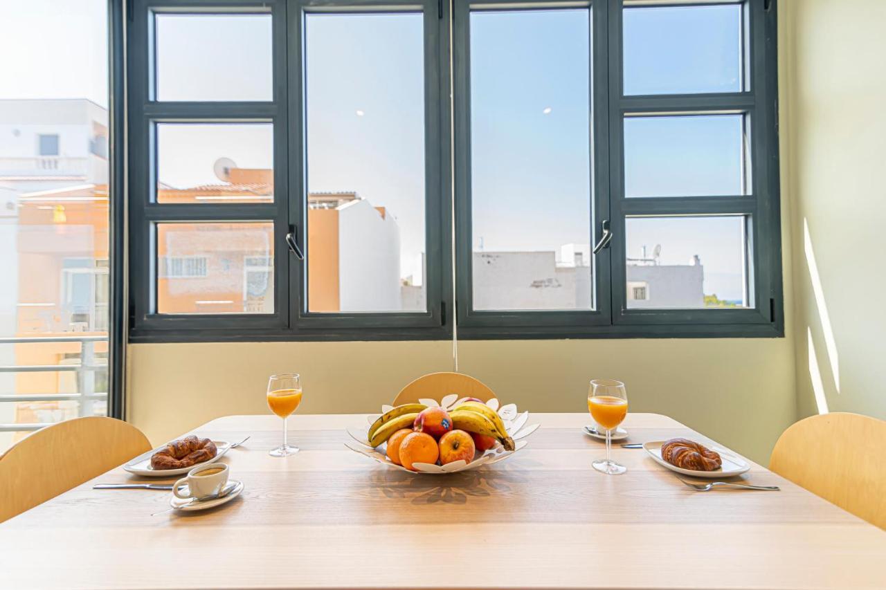 Luxury Holidays Suites, Playa De Los Cristianos Los Cristianos  Εξωτερικό φωτογραφία